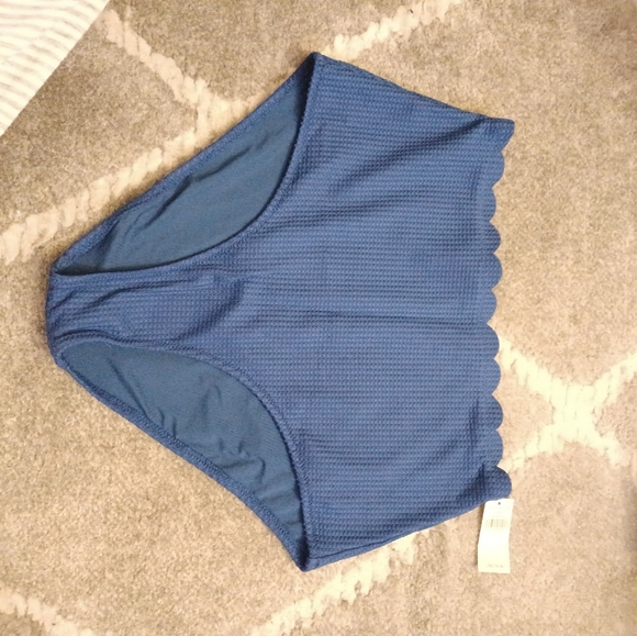 sold on vinted 🌱HOST PICK🌱 Aerie Waffle Scalloped Bikini Bottom - Picture 8 of 10